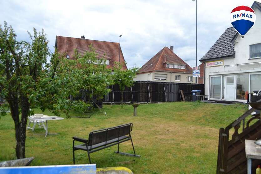 Haus zum Kaufen in Gütersloh 498.760 € 225.3 m² 14 zimmer