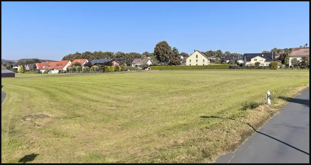 Doppelhaushälfte Detmold Pivitsheide - 5 Zimmer, 111 m&sup2;, 175.000&euro; | Angebot:25780603