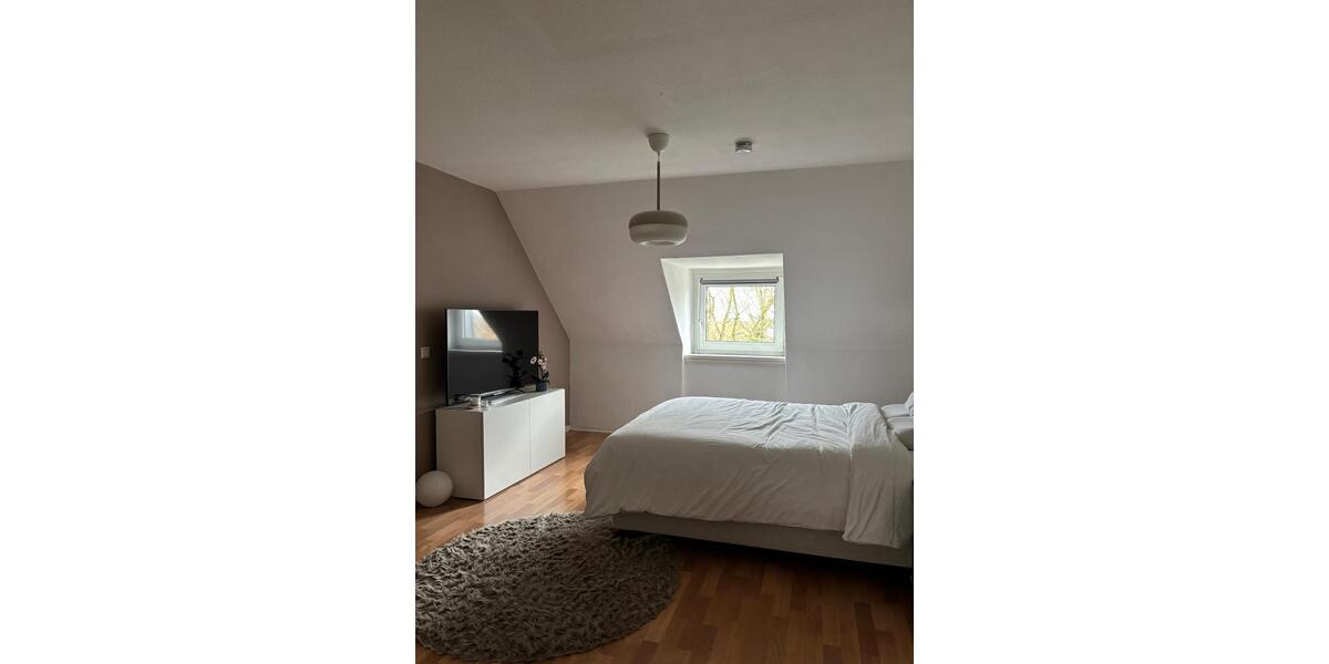 Dachgeschoßwohnung Bielefeld Stieghorst - 3 Zimmer, 73 m&sup2;, 525&euro; | Angebot:25718219