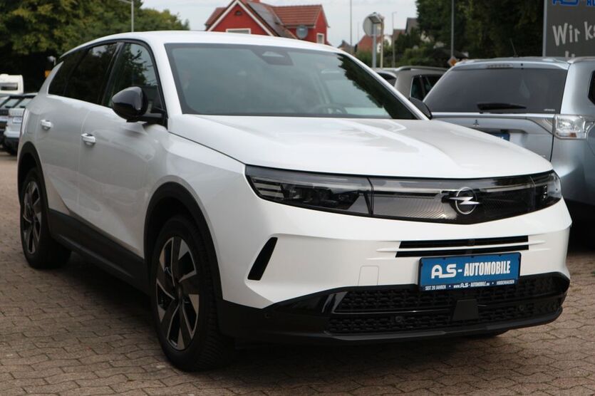 Opel Grandland (X) 2.000 km 32.900 € Hiddenhausen 32120