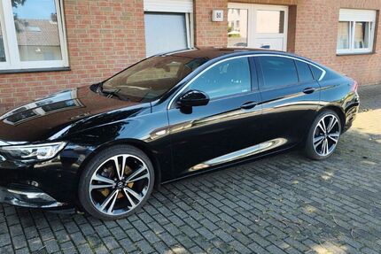 Opel Insignia 215.000 km 10.390 &euro; Verl 33415
