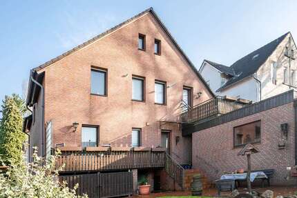 Haus Bielefeld Schildesche - 8 Zimmer, 213 m&sup2;, 479.900&euro; | Angebot:25591908