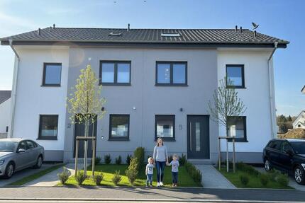 Haus Lage - 5 Zimmer, 163 m&sup2;, 1.950&euro; | Angebot:26426752