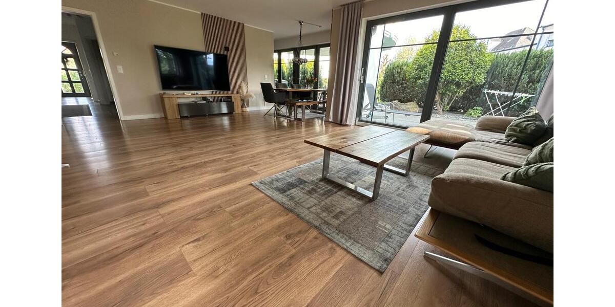 Erdgeschoßwohnung Herford - 3.5 Zimmer, 135 m&sup2;, 385.000&euro; | Angebot:25540094