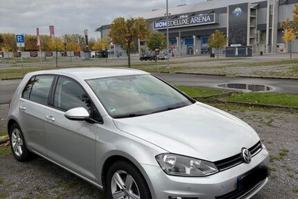 VW Golf 165.500 km 7.600 € Paderborn 33098