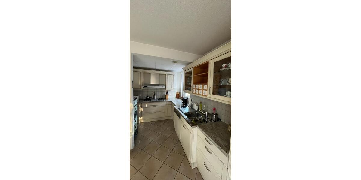 Einfamilienhaus Bielefeld Jöllenbeck - 16 Zimmer, 265 m&sup2;, 650.000&euro; | Angebot:25789936