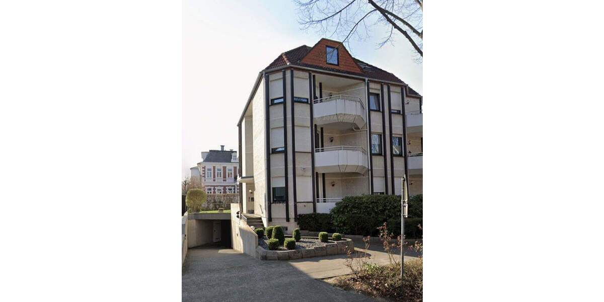 Provisionsfrei, Attraktive 2-Zimmer-Wohnung mit drei Balkonen und TG in der Innenstadt 2 zimmer