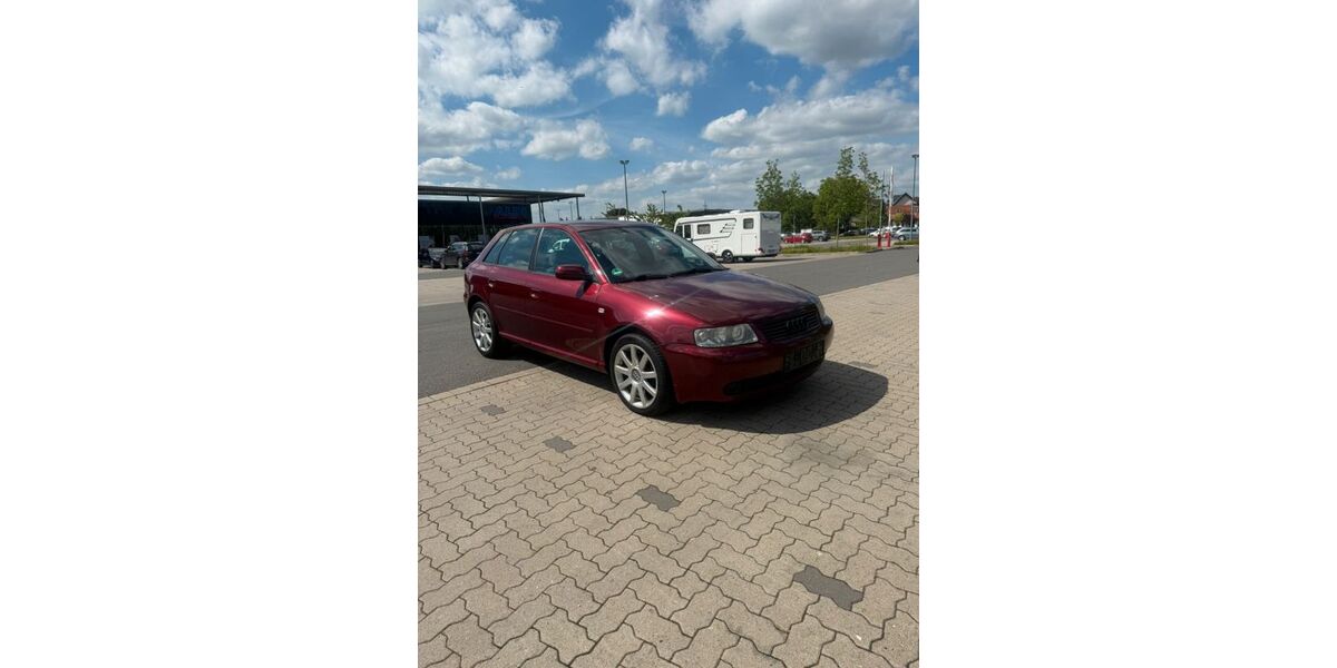 Audi A3 203.900 km 2.750 &euro; Löhne 32584
