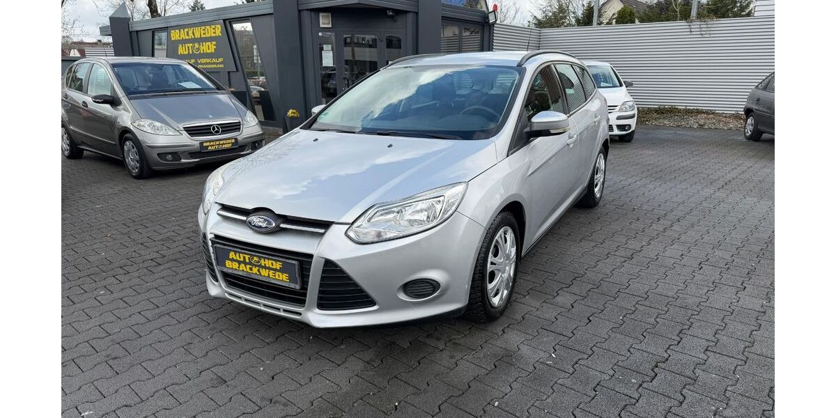 Ford Focus 121.000 km 5.700 &euro; Bielefeld 33649