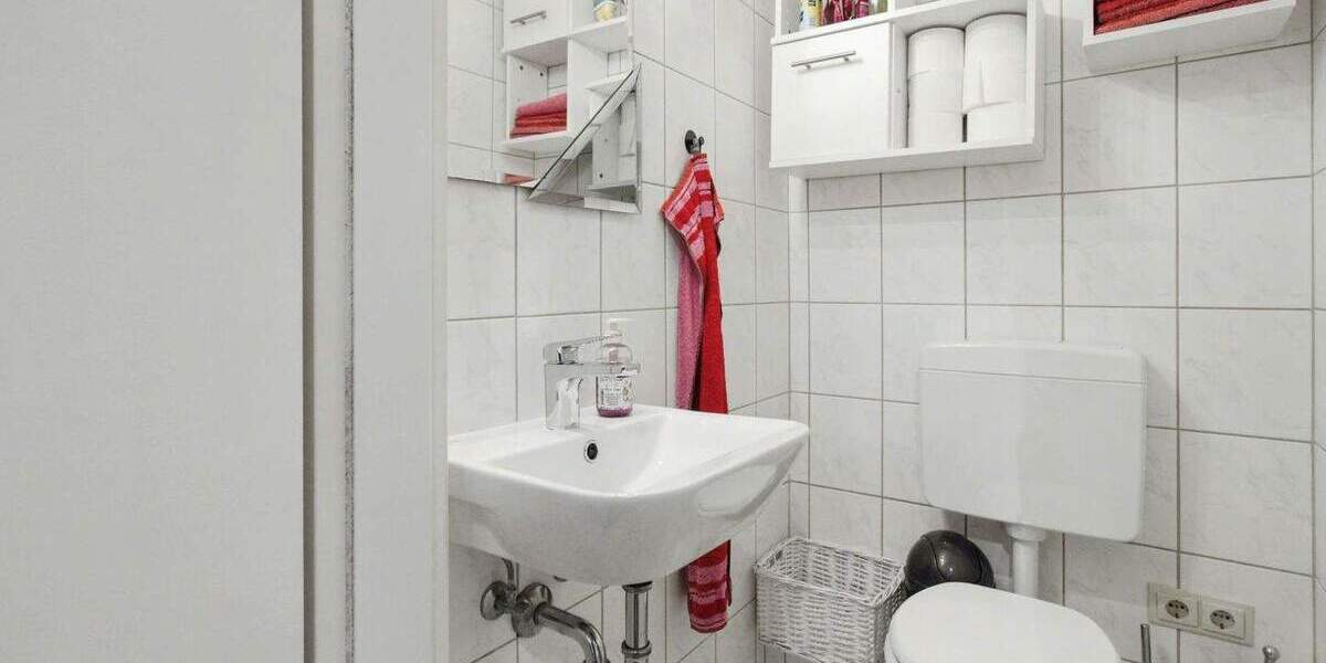 Mehrfamilienhaus, Wohnhaus Lemgo - 7 Zimmer, 529 m&sup2;, 749.000&euro; | Angebot:25740007