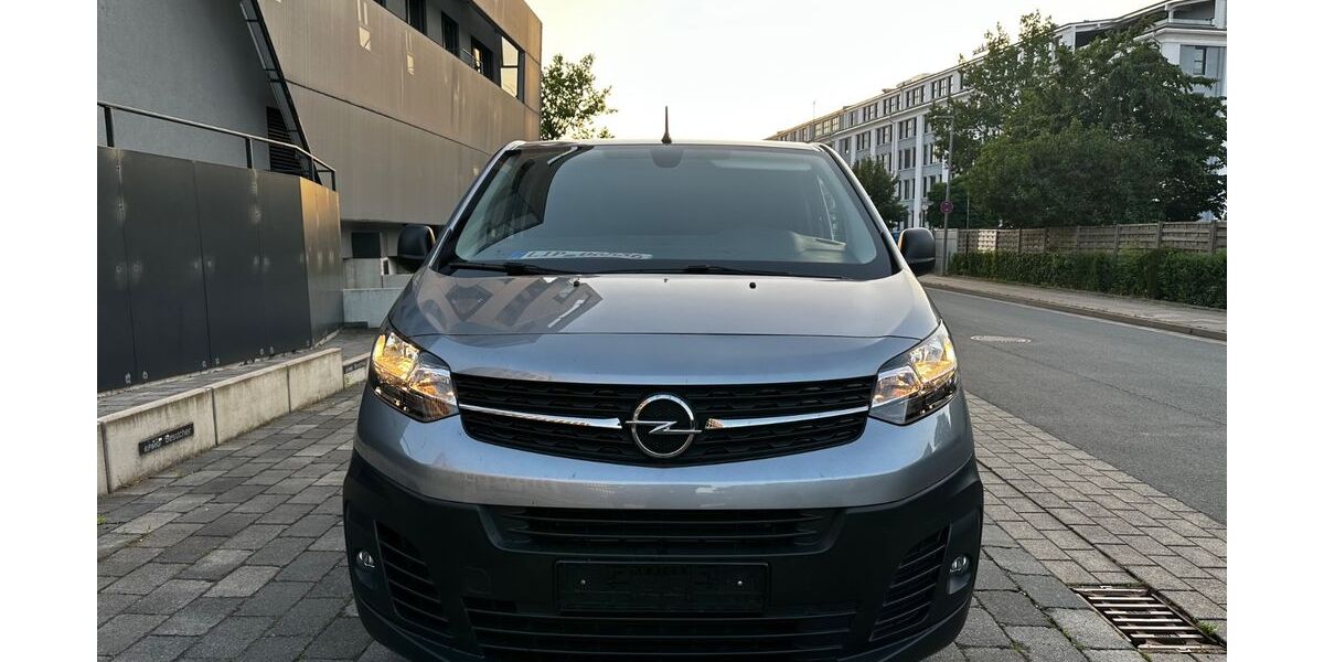 Opel Vivaro 41.740 km 18.200 &euro; Bielefeld 33615