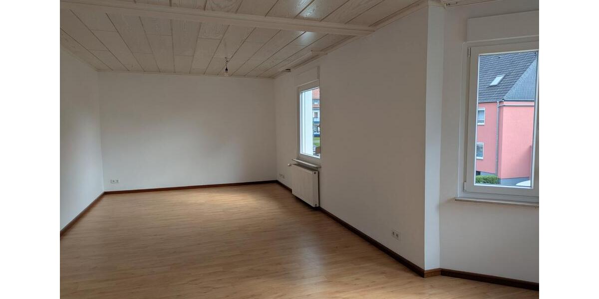 Maisonettenwohnung Herford Falkendiek - 5 Zimmer, 120 m&sup2;, 1.060&euro; | Angebot:26620863