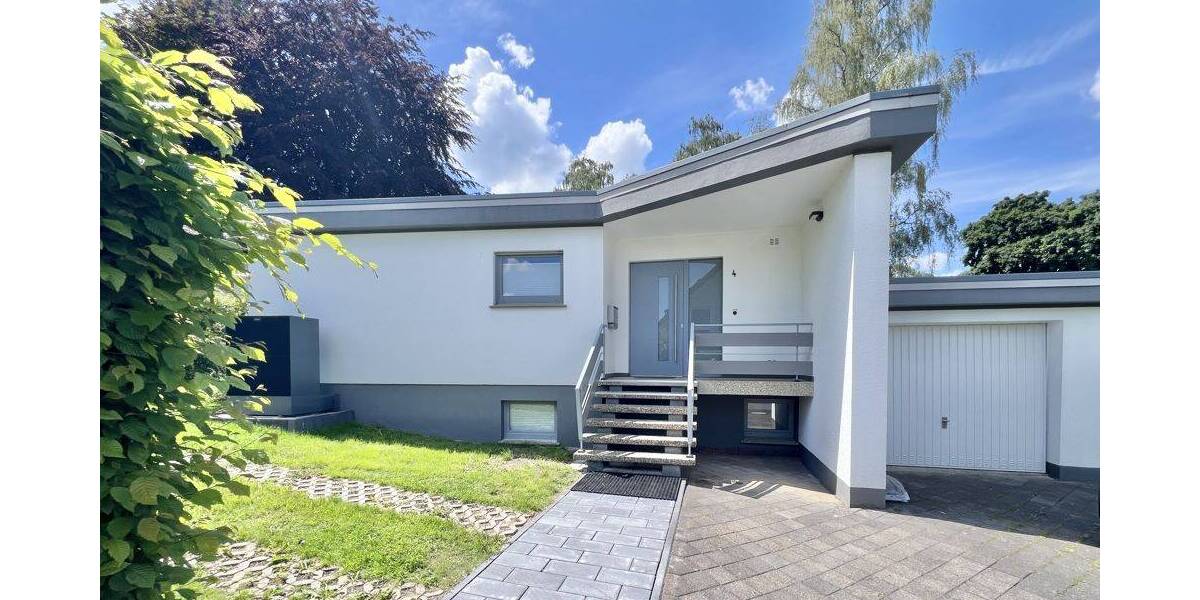 Bungalow Detmold Hiddesen - 4 Zimmer, 130 m&sup2;, 1.480&euro; | Angebot:26917548