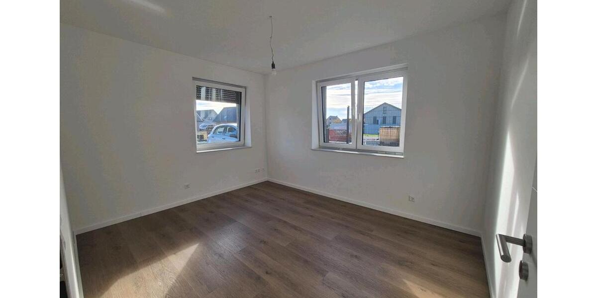 Etagenwohnung Halle - 4 Zimmer, 133 m&sup2;, 1.500&euro; | Angebot:25551501