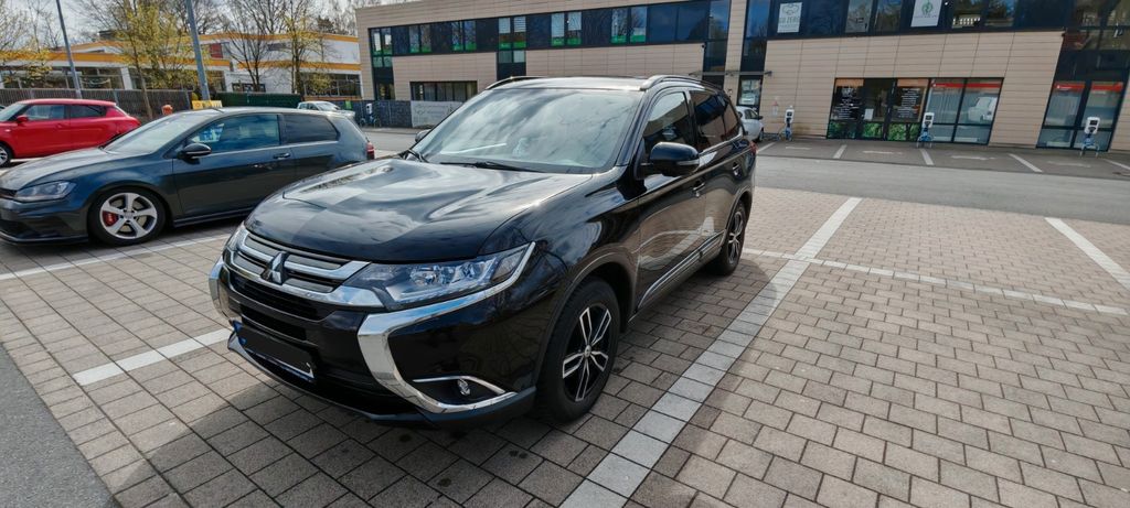 Mitsubishi Outlander 77.000 km 17.000 &euro; Bielefeld 33659