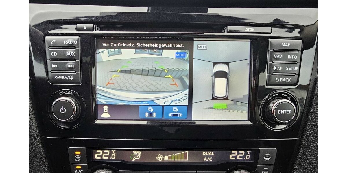 Nissan Qashqai N-Connecta NAVI PANO. Kamera 360° 129.421 km 12.490 &euro; Löhne 32584