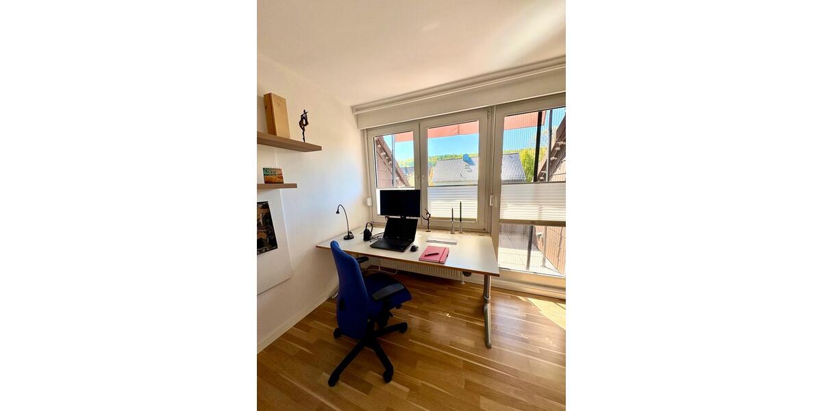 Dachgeschoßwohnung Bielefeld Stieghorst - 2 Zimmer, 61 m&sup2;, 210.000&euro; | Angebot:27038022