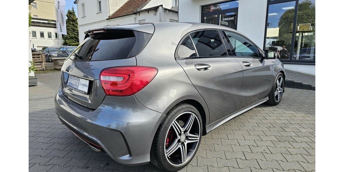 Mercedes-Benz A 250 AMG Sportpaket Alcantara RFK NAVI 2.HAND 58.120 km 21.990 &euro; Löhne 32584