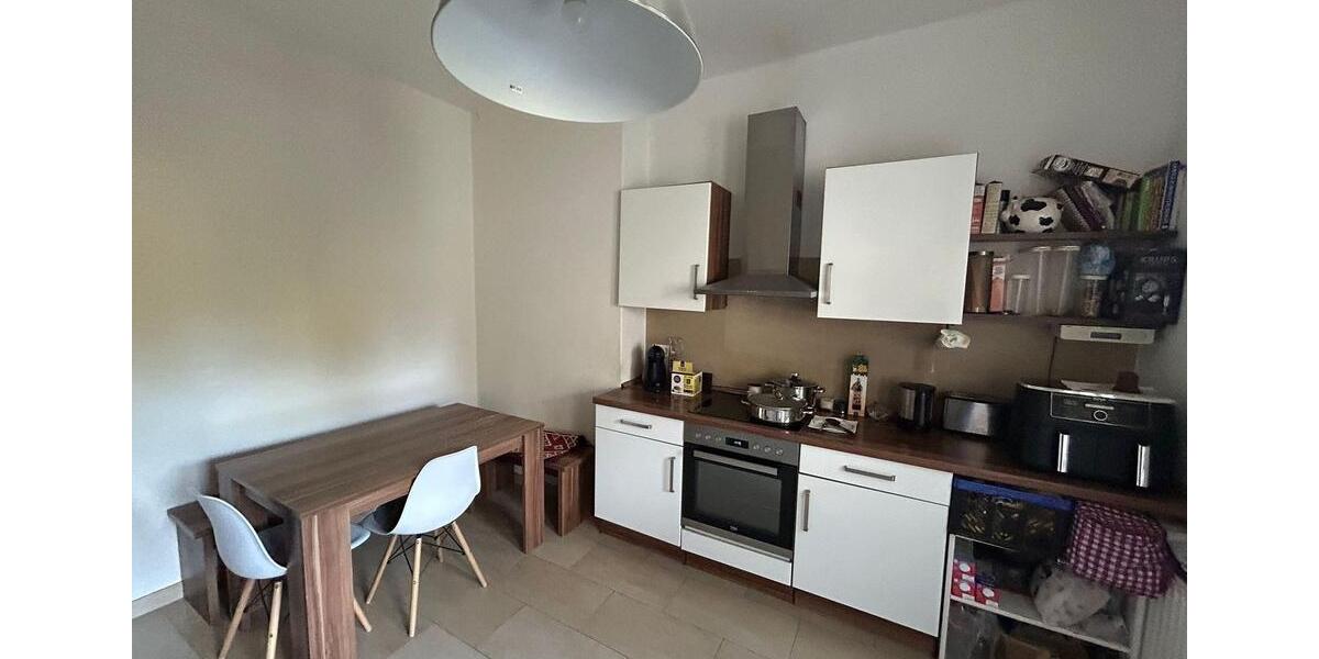 Familienfreundliche 5-Zimmer-Altbauwohnung mit Balkon in Bielefeld 5 zimmer