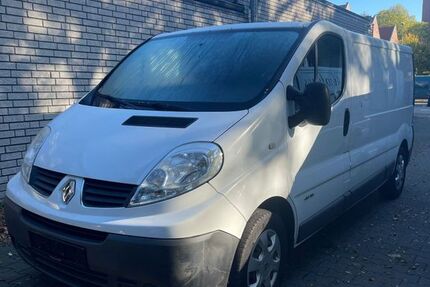 Renault Trafic 219.725 km 5.900 € Gütersloh 33335