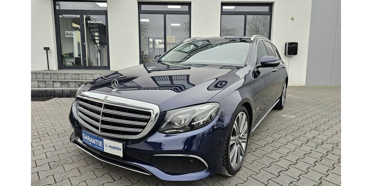 Mercedes-Benz E 220 d T LEDER NAVI LED KAMERA el.Heckklappe 207.800 km 17.790 &euro; Löhne 32584