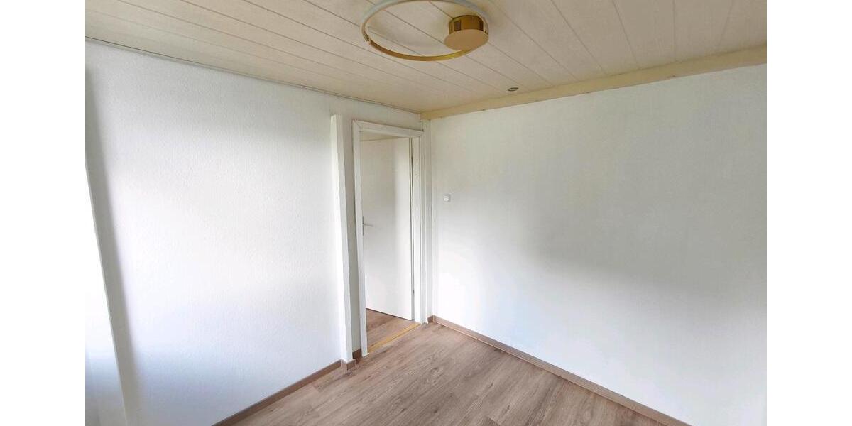 Erdgeschoßwohnung Lemgo - 2 Zimmer, 40 m&sup2;, 330&euro; | Angebot:25641580