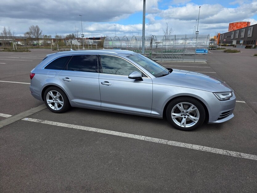 Audi A4 Avant 89.000 km 25.000 € Halle 33790