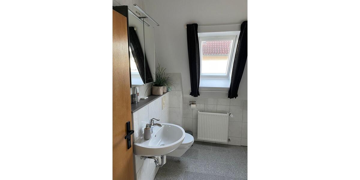 Etagenwohnung Herford - 4 Zimmer, 120 m&sup2;, 960&euro; | Angebot:26397826