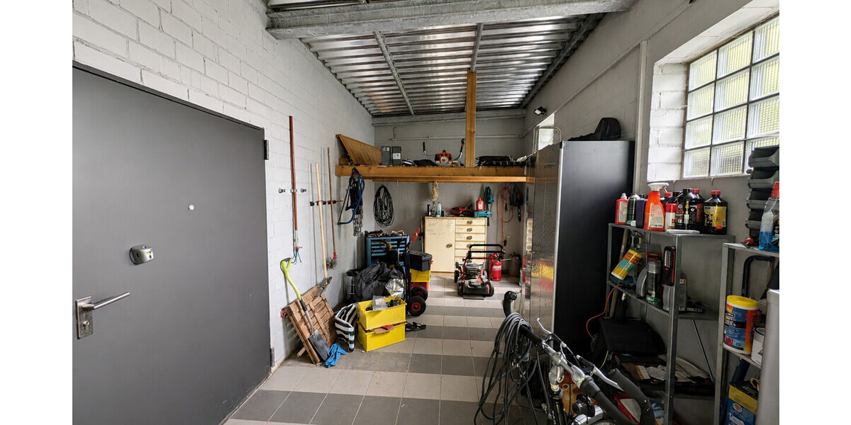 Charakterimmobilie mit Einliegerwohnung auf außergewöhnlichem Naturgrundstück - Zweifamilienhaus Hüllhorst | Angebot:26948462