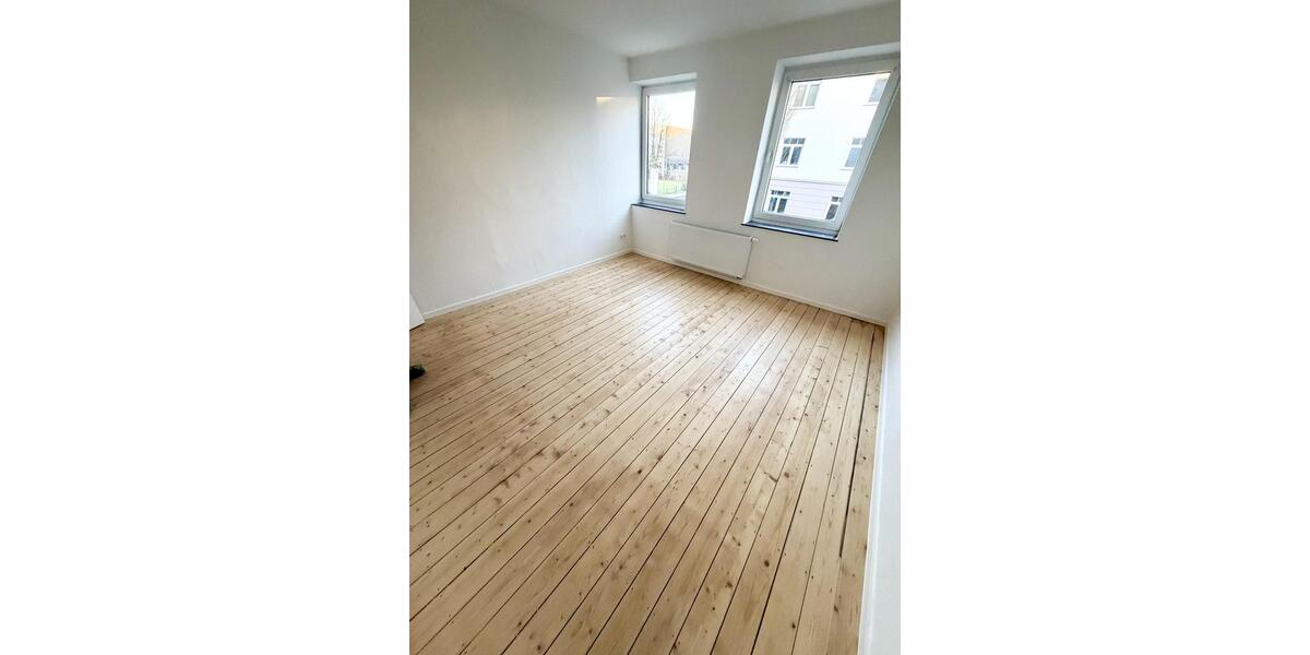 Frisch renoviert 2ZKB mit Einbauküche bei Miele und Dr. Wolff 2 zimmer