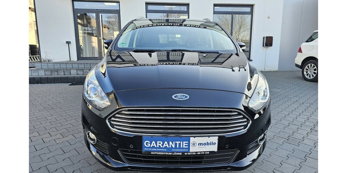 Ford S-Max Business NAVI AHK RFK 7-Sitzer AUS 1.HAND 103.880 km 16.990 &euro; Löhne 32584