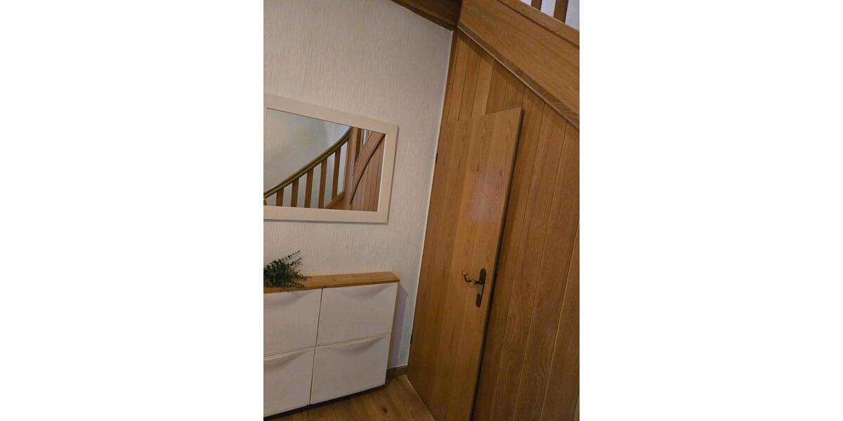 Doppelhaushälfte Bad Oeynhausen - 5 Zimmer, 155 m&sup2;, 1.200&euro; | Angebot:26121783