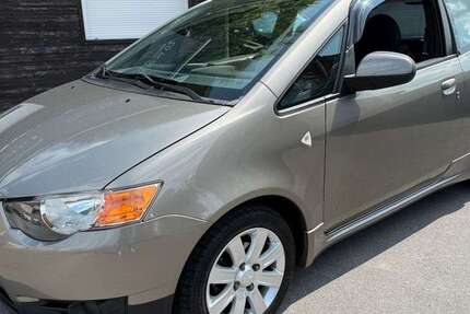 Mitsubishi Colt 36.700 km 8.599 € Rheda-Wiedenbrück 33378