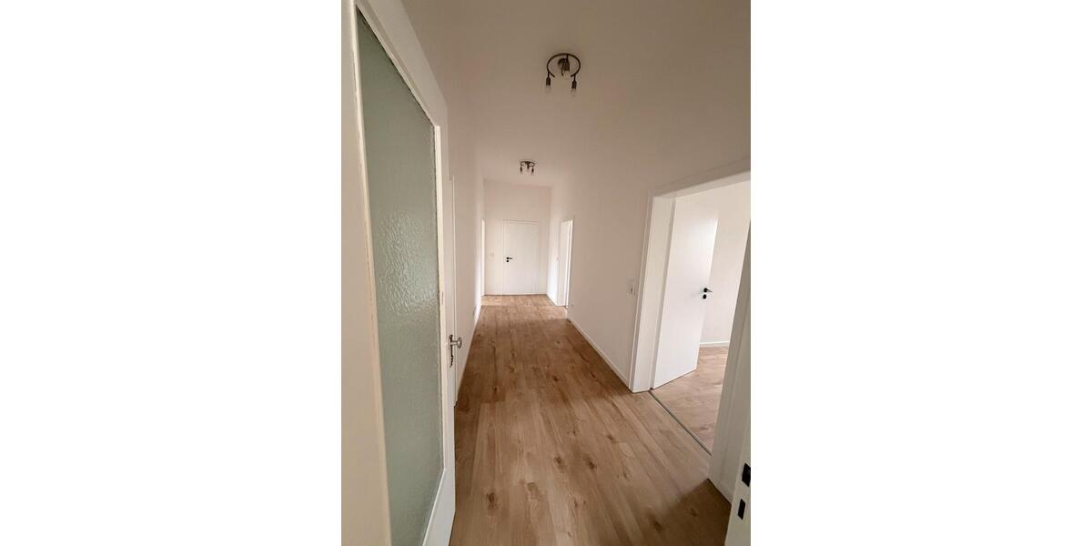 Erdgeschoßwohnung Bad Salzuflen Biemsen-Ahmsen - 3 Zimmer, 84 m&sup2;, 898&euro; | Angebot:25081462