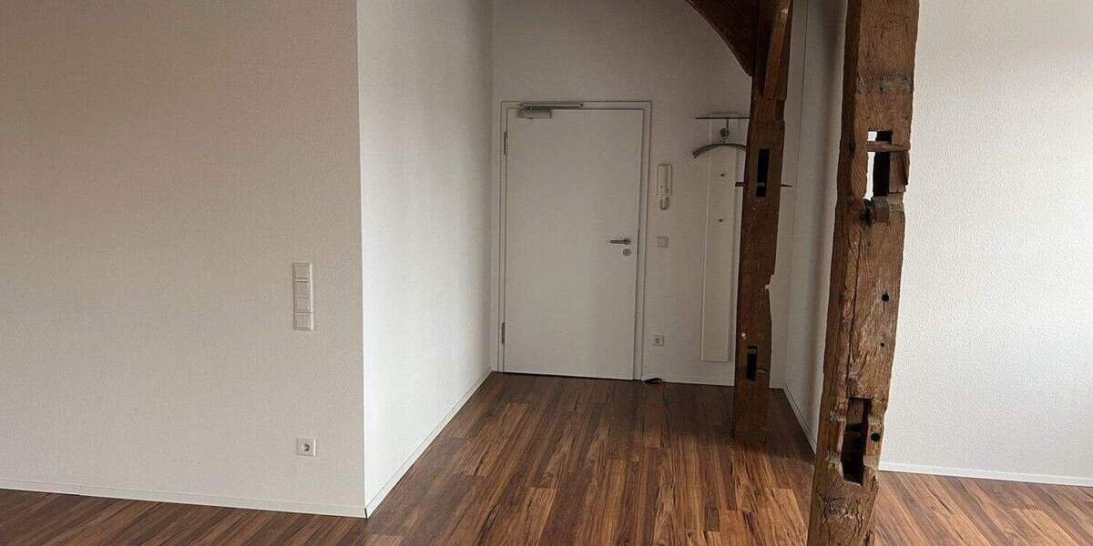 Zentrale und schicke Altbauwohnung | ca. 95 m² | 2 ZKB | Halle (Westf.) 2 zimmer