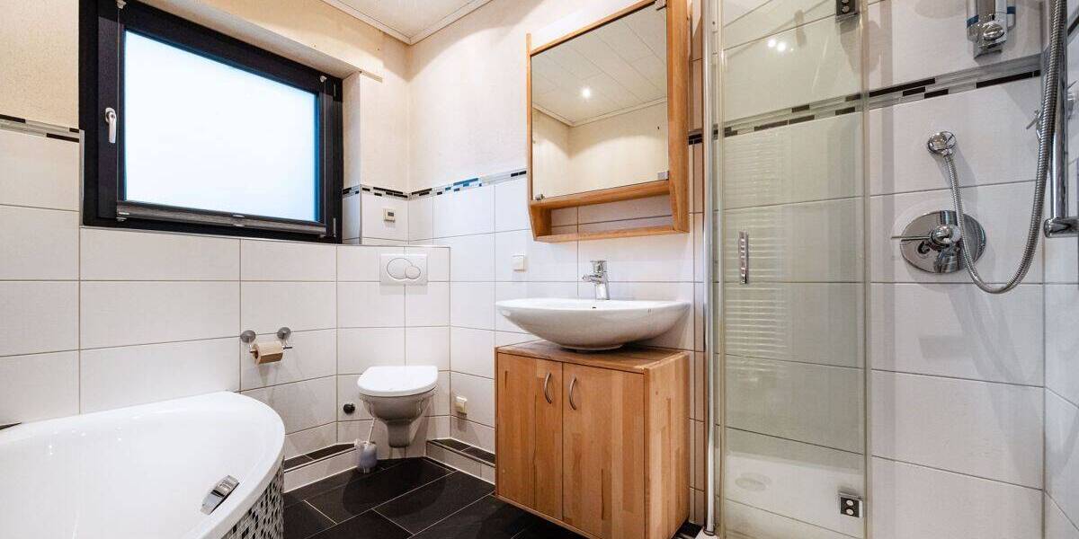 Etagenwohnung Bielefeld / Senne Senne - 3 Zimmer, 90 m&sup2;, 192.000&euro; | Angebot:26879349