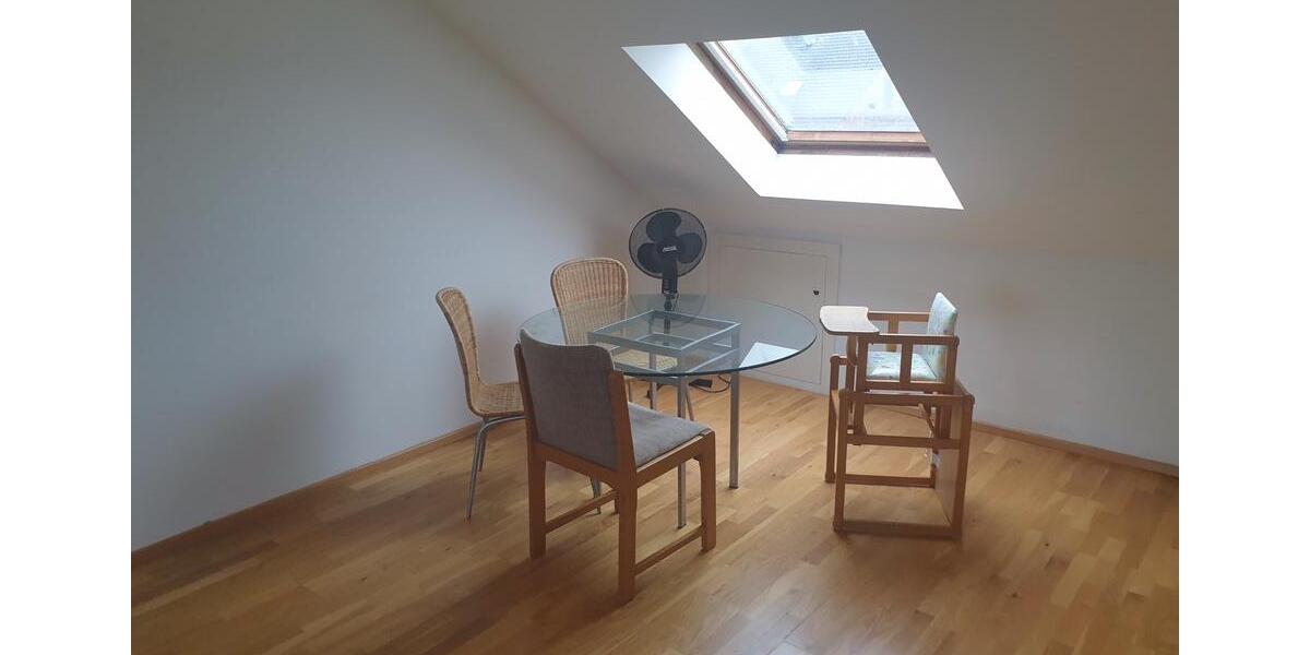 Dachgeschoßwohnung Schloß Holte-Stukenbrock Stukenbrock - 3 Zimmer, 46 m&sup2;, 550&euro; | Angebot:25646369