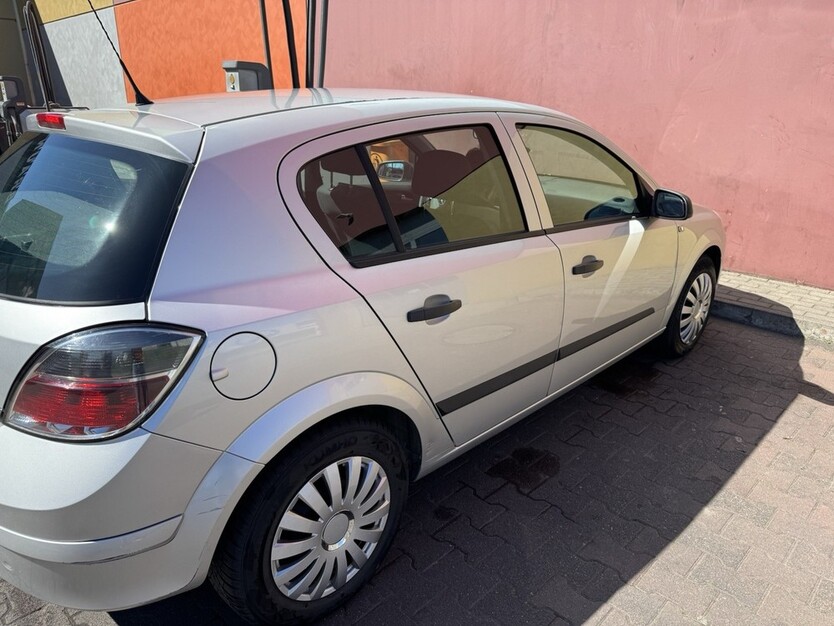 Opel Astra 190.000 km 2.250 € Paderborn 33104