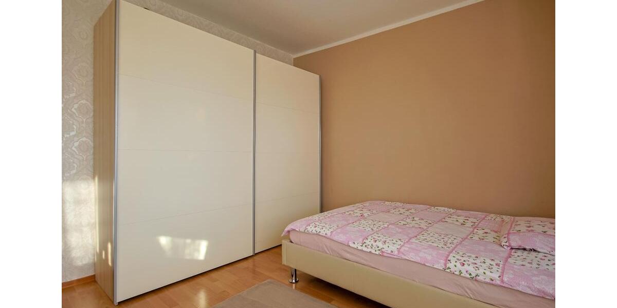 Etagenwohnung Bad Oeynhausen - 3.5 Zimmer, 108 m&sup2;, 1.000&euro; | Angebot:25720005