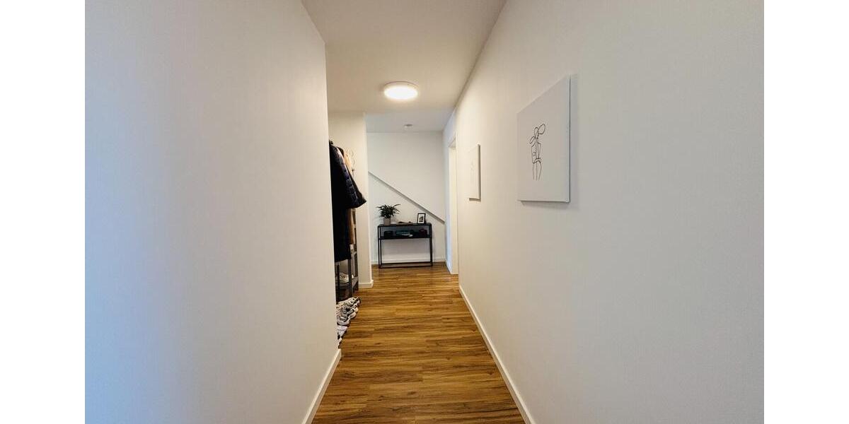 Dachgeschoßwohnung Steinhagen - 2 Zimmer, 80 m&sup2;, 920&euro; | Angebot:25491123