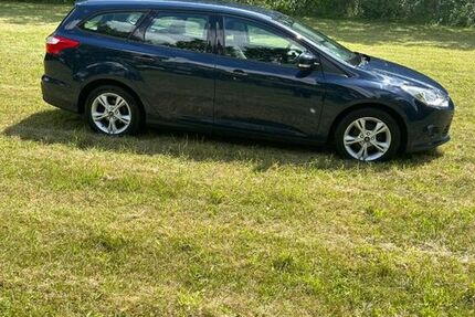 Ford Focus 170.900 km 4.999 &euro; Schloß Holte 33758