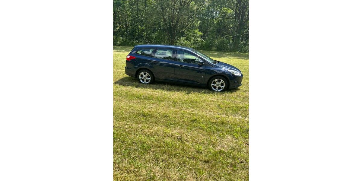 Ford Focus 170.900 km 4.999 &euro; Schloß Holte 33758