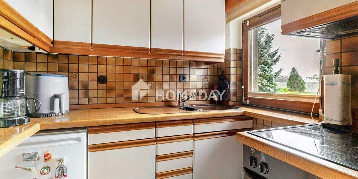 Einfamilienhaus Bad Salzuflen Holzhausen - 1 Zimmer, 240 m&sup2;, 375.000&euro; | Angebot:25773323