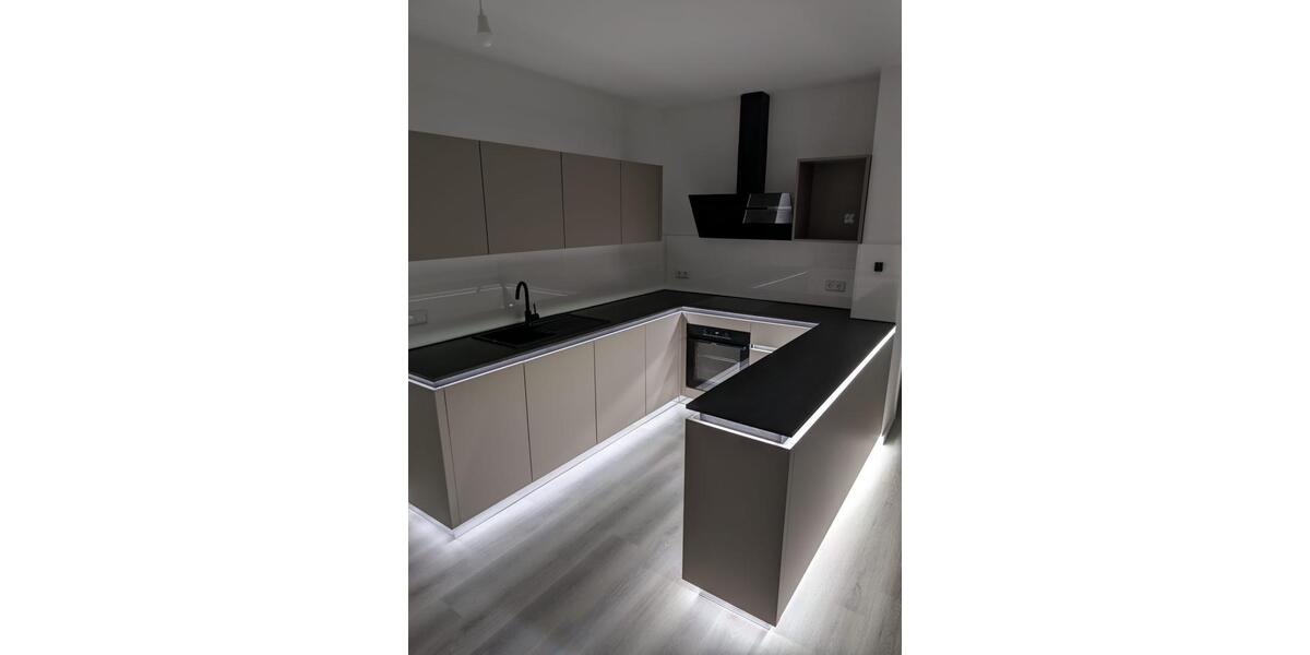 Erdgeschoßwohnung Hüllhorst - 4 Zimmer, 110 m&sup2;, 800&euro; | Angebot:26414520