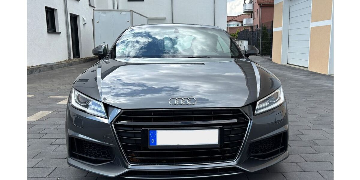 Audi TT 149.000 km 18.900 &euro; Delbrück 33129