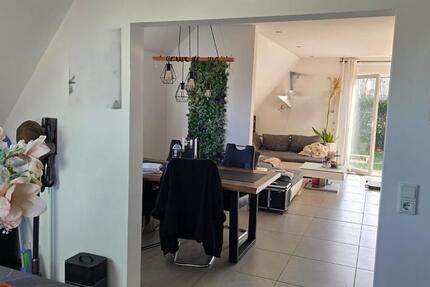 Wohnung Bad Salzuflen Ehrsen-Breden - 4.5 Zimmer, 115 m&sup2;, 950&euro; | Angebot:25305701