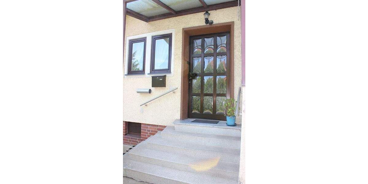 Einfamilienhaus Bielefeld Schildesche - 6 Zimmer, 131 m&sup2;, 250.000&euro; | Angebot:25775115