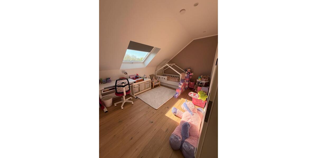 Einfamilienhaus Gütersloh Isselhorst - 11 Zimmer, 295 m&sup2;, 890.000&euro; | Angebot:27028471