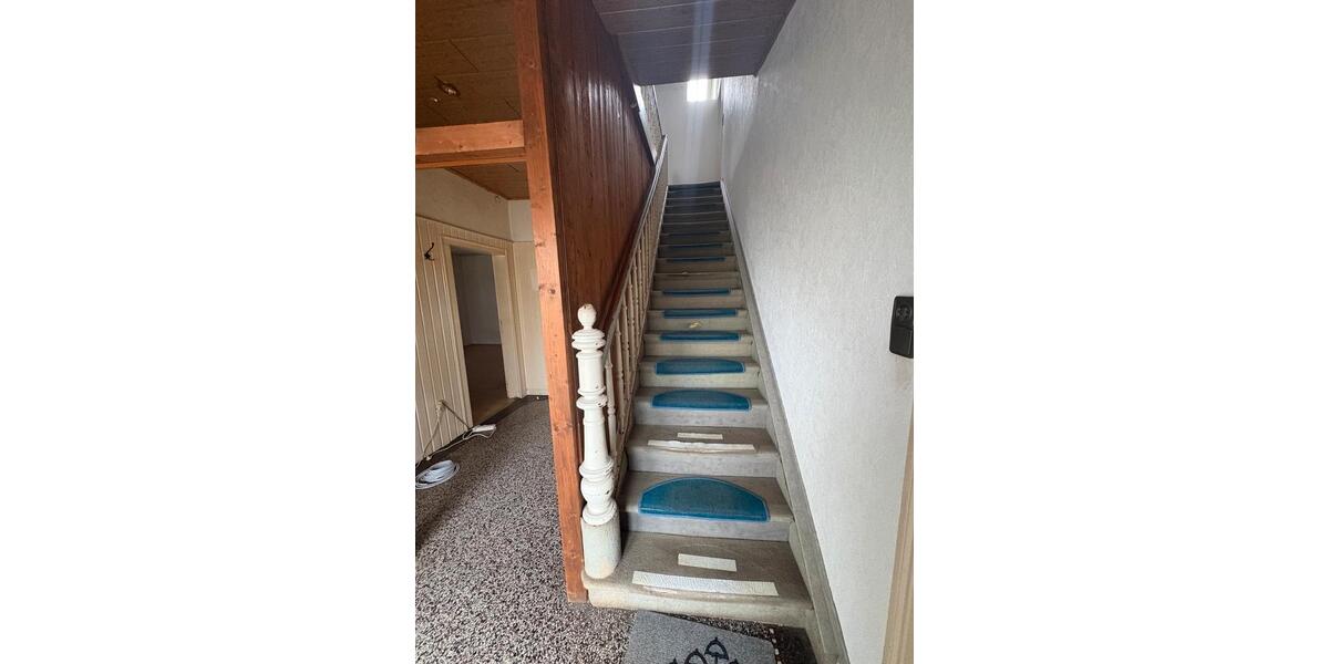 Einfamilienhaus Bünde - 7 Zimmer, 150 m&sup2;, 275.000&euro; | Angebot:27003178