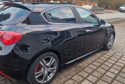 Alfa Romeo Giulietta 108.500 km 8.490 &euro; Bünde 32257